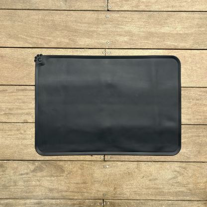 Non-Slip Silicone Dog Food Mat – Waterproof & Easy to Clean