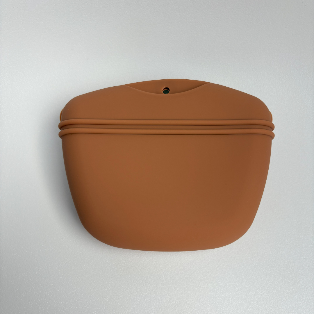 The Pooch Pouch- Magnetic Treat Bag